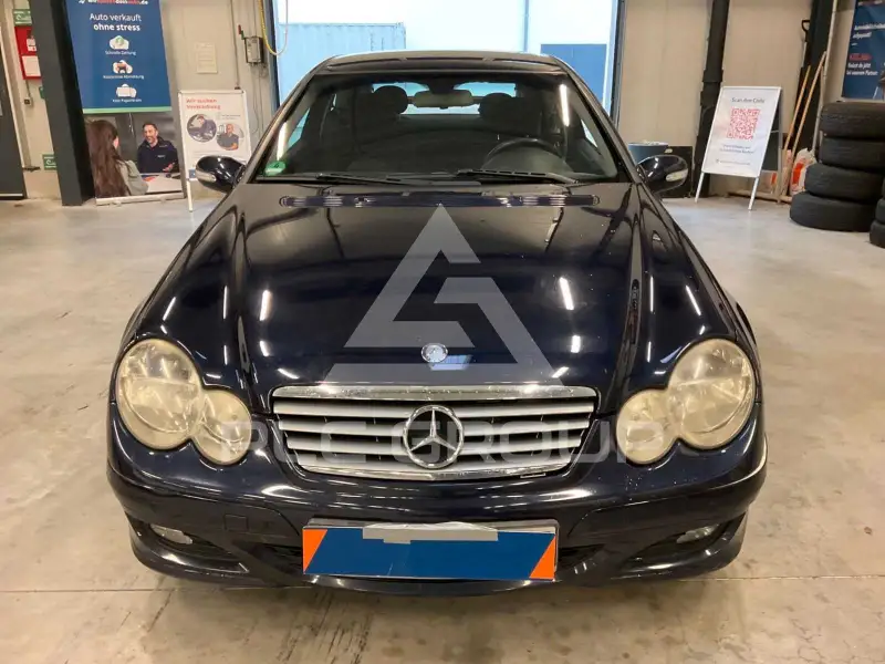 2004 Mercedes Benz C 200