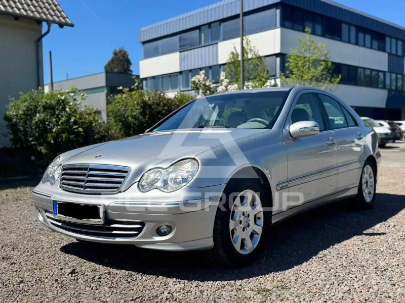 2004 Mercedes Benz C 200