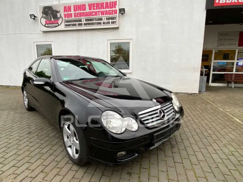 2004 Mercedes Benz C 200