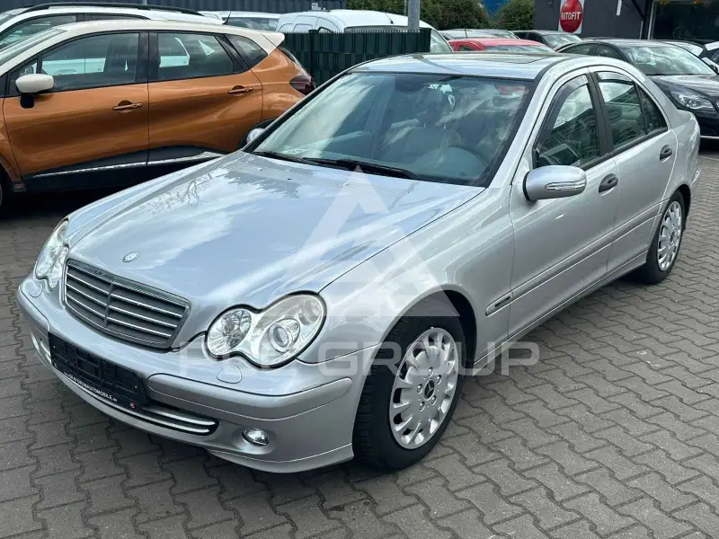 2004 Mercedes Benz C 200