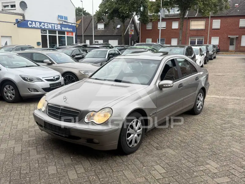 2004 Mercedes Benz C 200