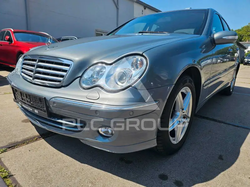 2004 Mercedes Benz C 200