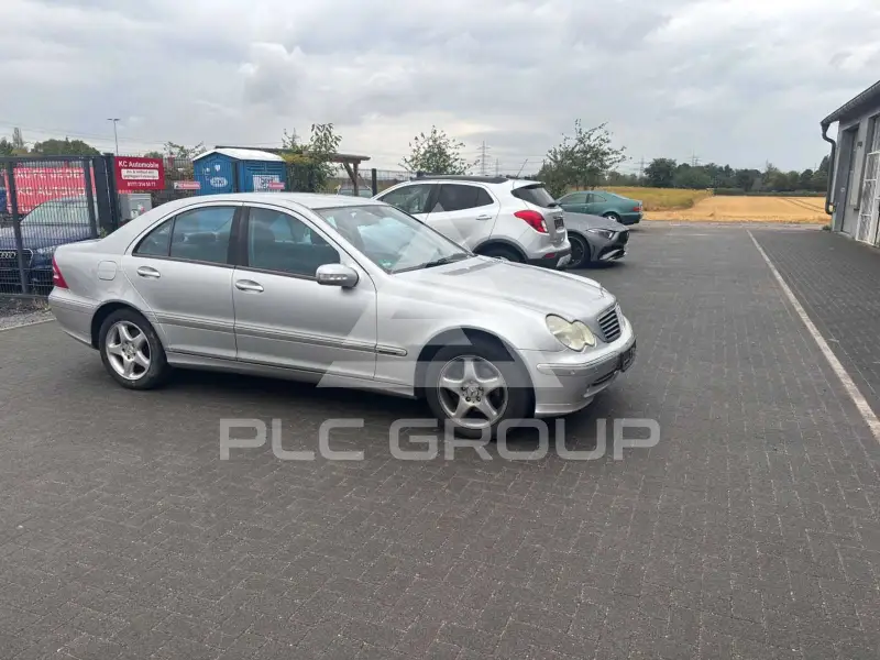 2004 Mercedes Benz C 200