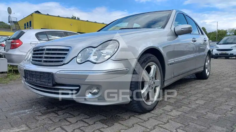 2004 Mercedes Benz C 200