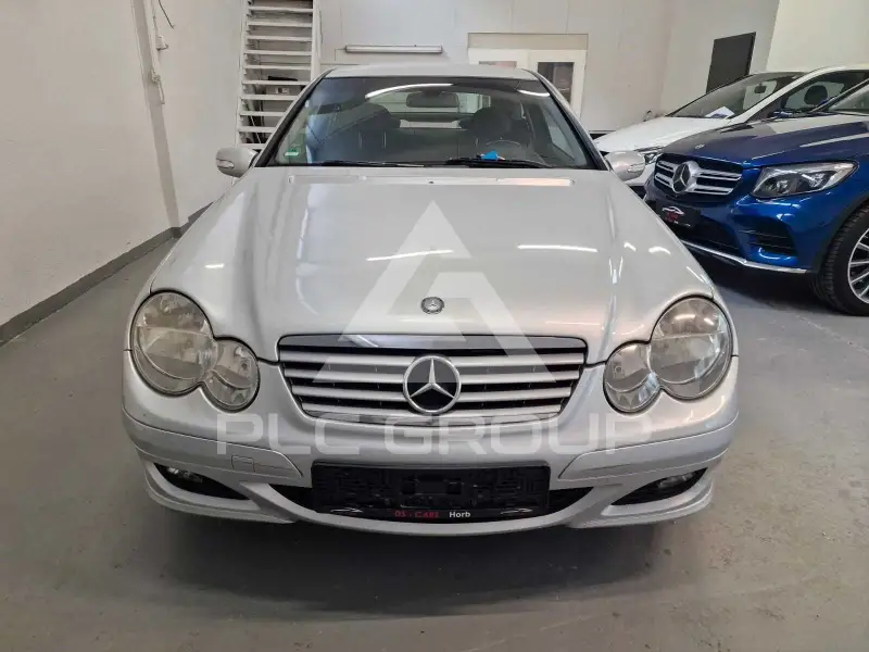 2004 Mercedes Benz C 200