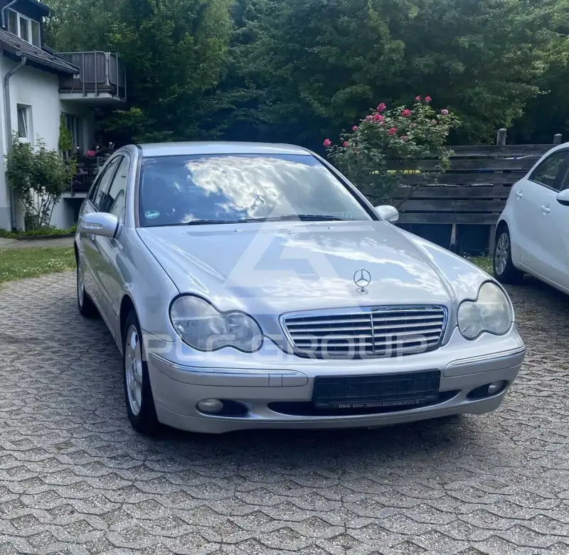 2004 Mercedes Benz C 200