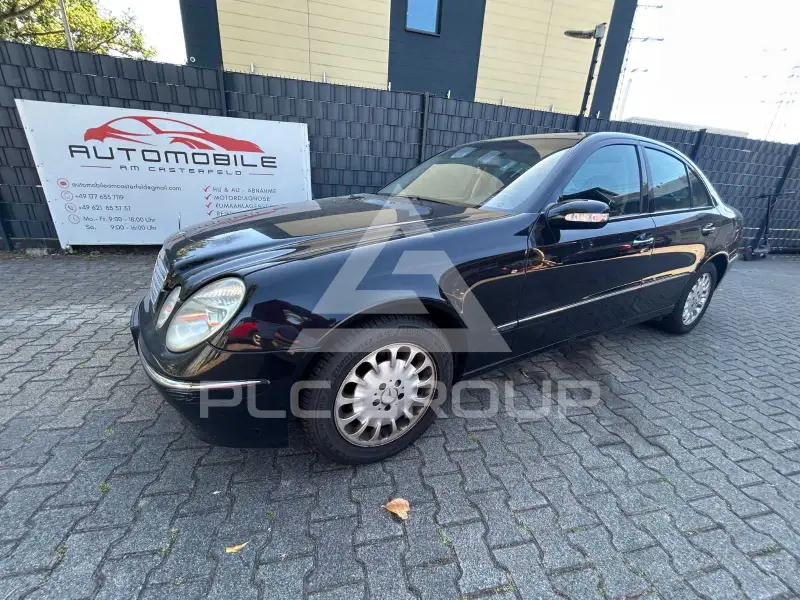 2004 Mercedes Benz E 220