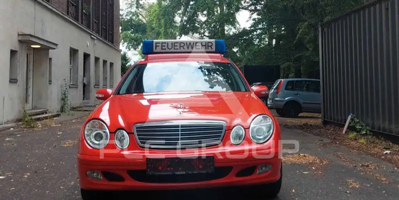 2004 Mercedes Benz E 220