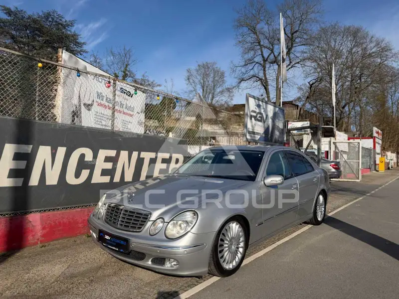 2004 Mercedes Benz E 220