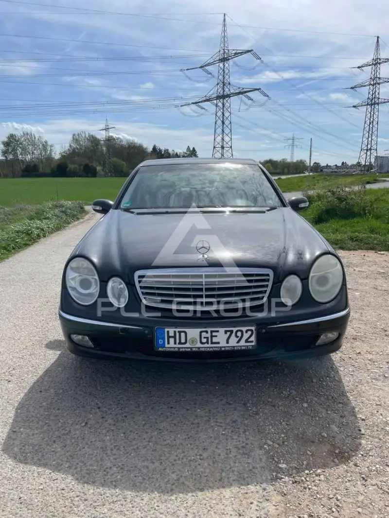 2004 Mercedes Benz E 220