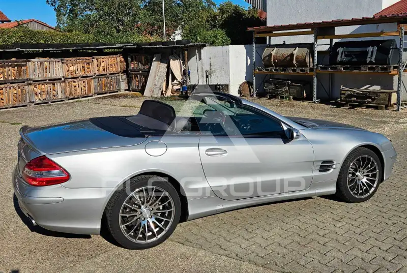 2004 Mercedes Benz SL 350