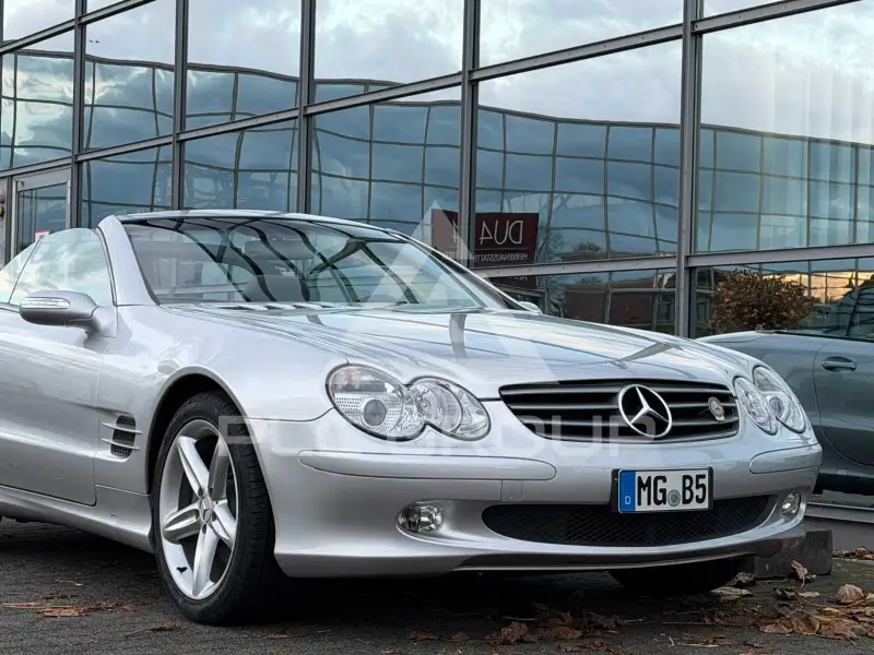2004 Mercedes Benz SL 500