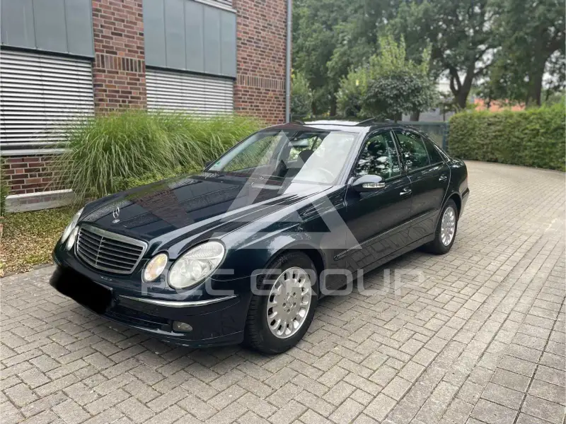 2004 Mercedes Benz E 240