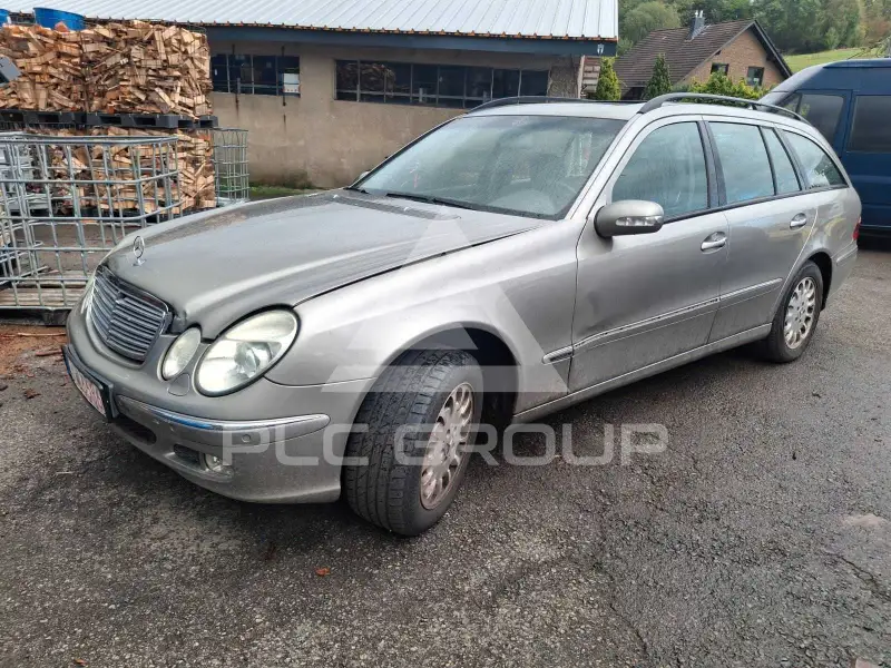 2004 Mercedes Benz E 240