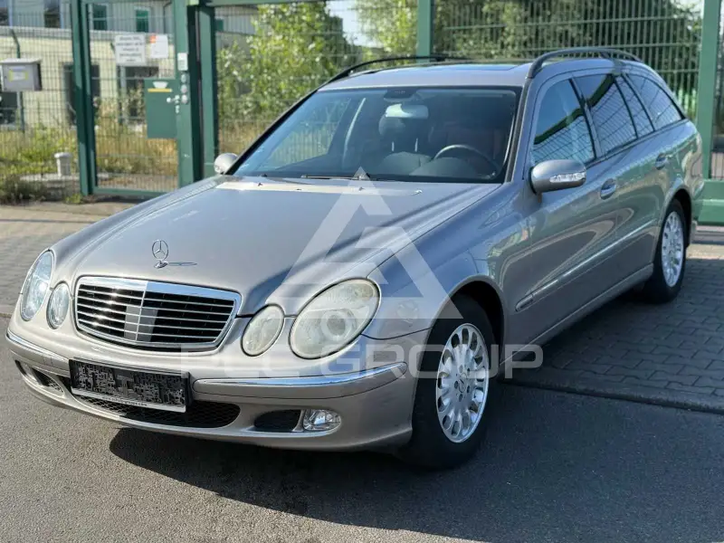 2004 Mercedes Benz E 240