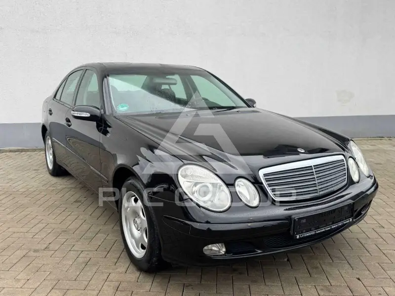 2004 Mercedes Benz E 240