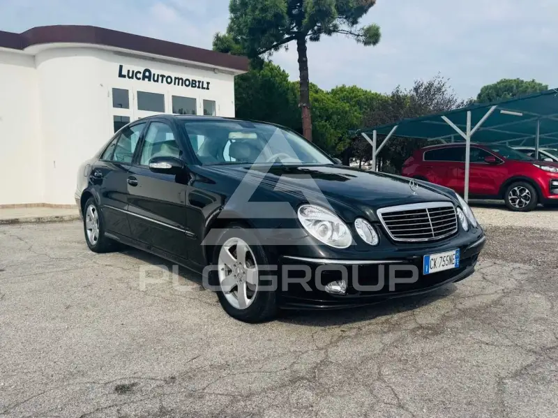 2004 Mercedes Benz E 240