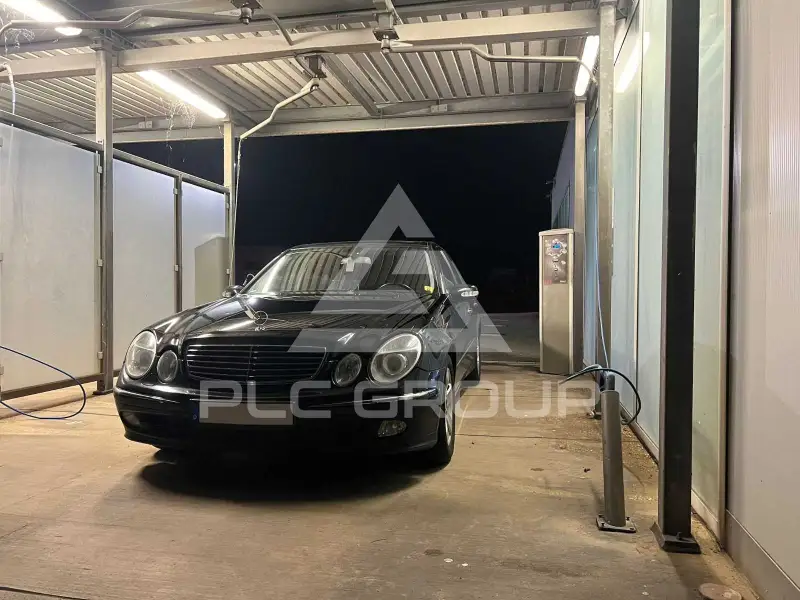 2004 Mercedes Benz E 270