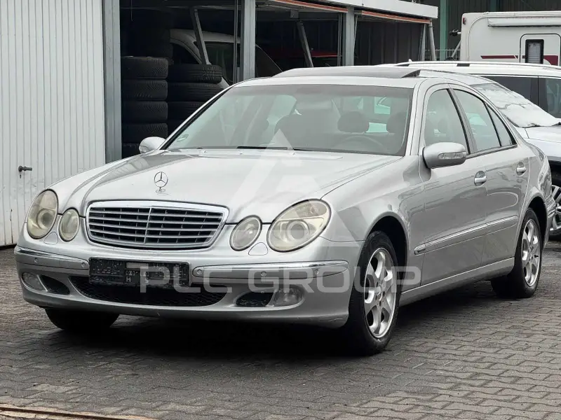 2004 Mercedes Benz E 270