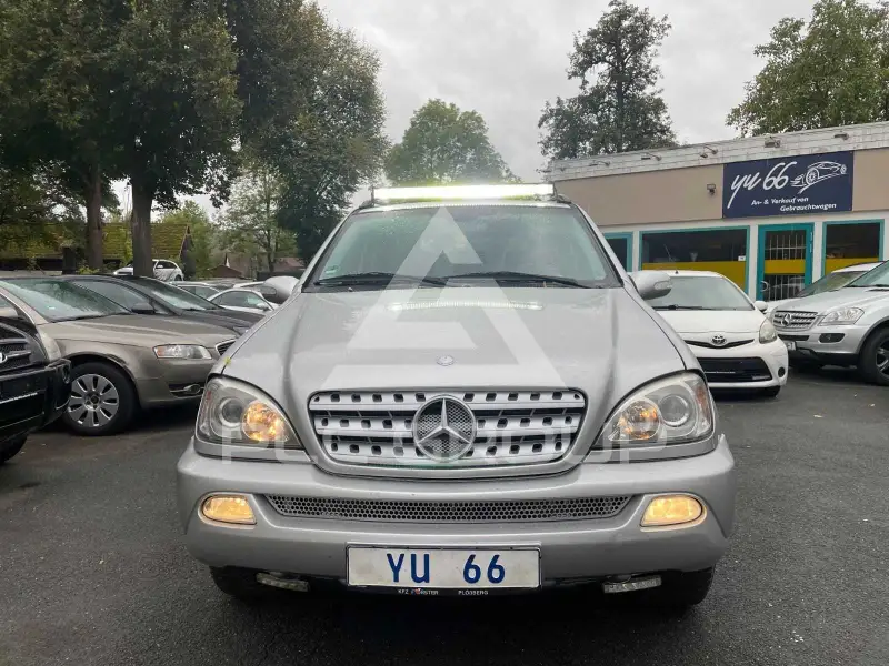 2004 Mercedes Benz ML 270