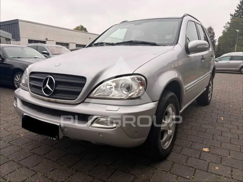 2004 Mercedes Benz ML 270