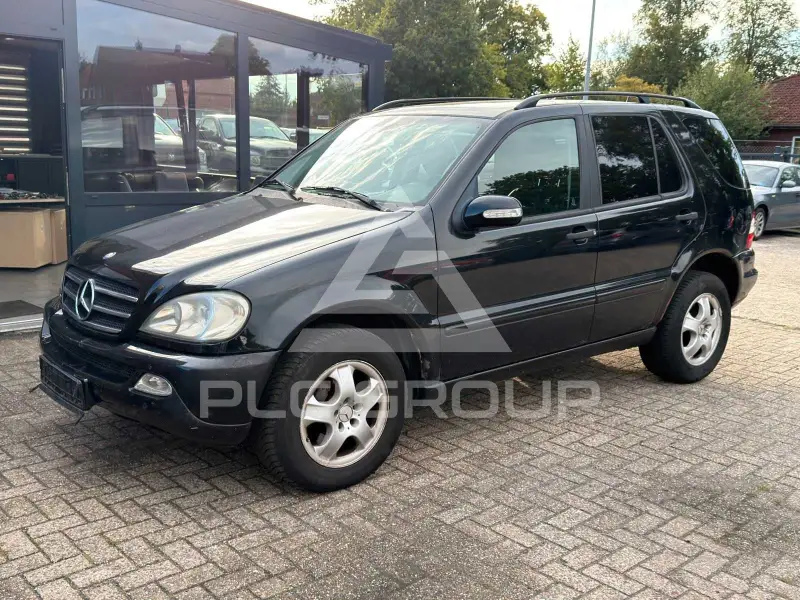 2004 Mercedes Benz ML 270