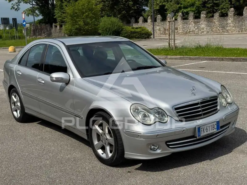 2004 Mercedes Benz C 270