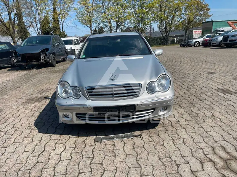 2004 Mercedes Benz C 270