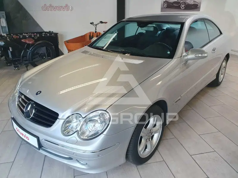 2004 Mercedes Benz CLK 240