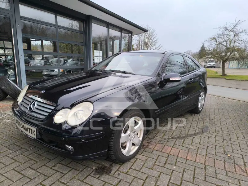 2004 Mercedes Benz CL 200