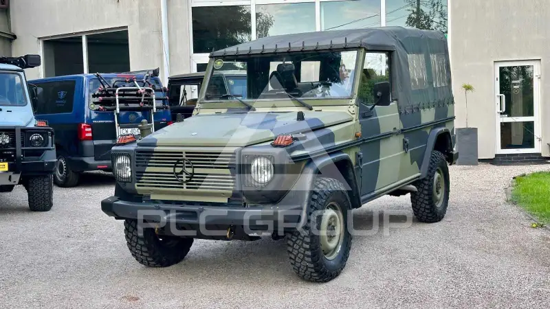 2004 Mercedes Benz G 270