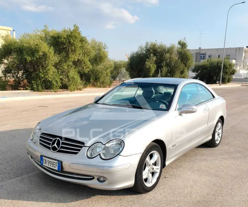 2004 Mercedes Benz CLK 270