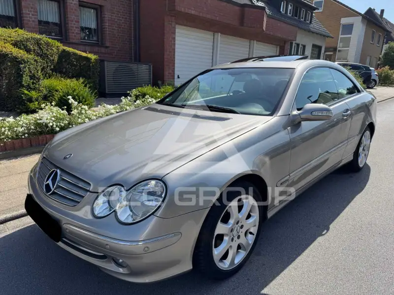 2004 Mercedes Benz CLK 270