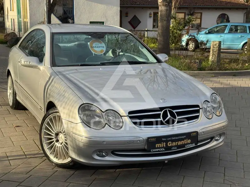 2004 Mercedes Benz CLK 270