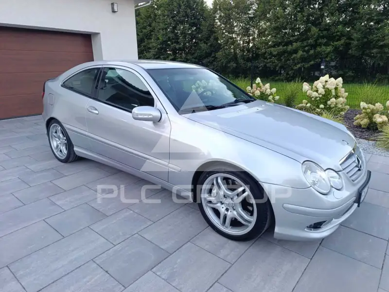 2004 Mercedes Benz C 30 AMG