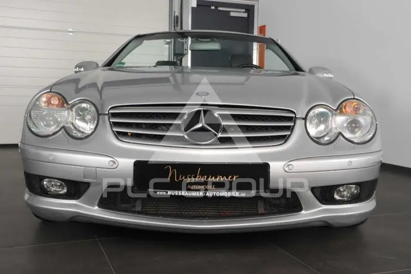 2004 Mercedes Benz SL 550