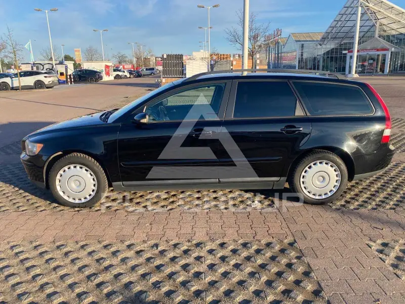 2004 Volvo V50
