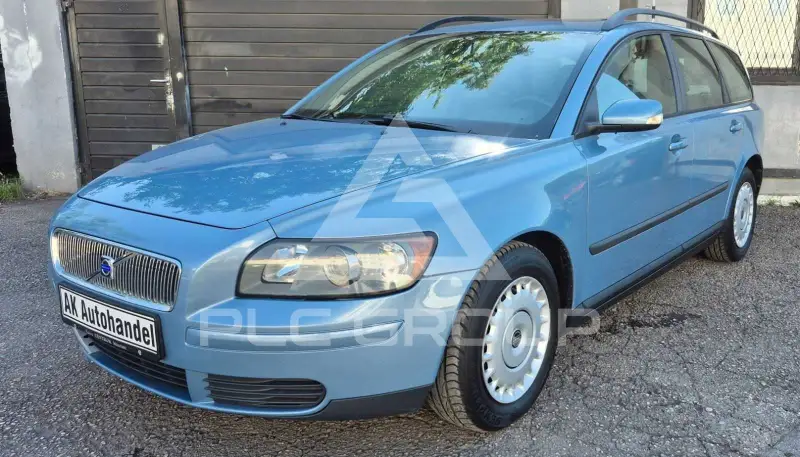 2004 Volvo V50