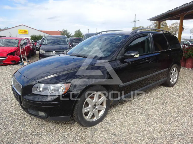2004 Volvo V50