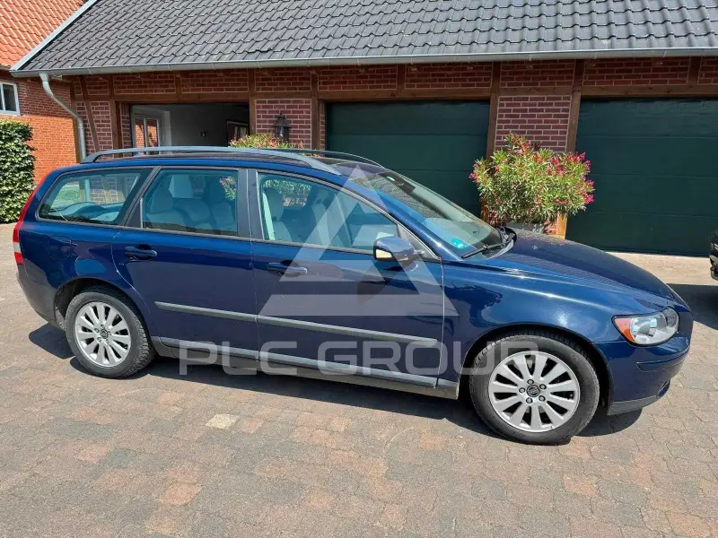 2004 Volvo V50