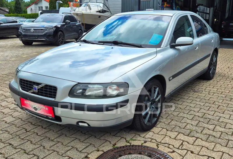 2004 Volvo S60
