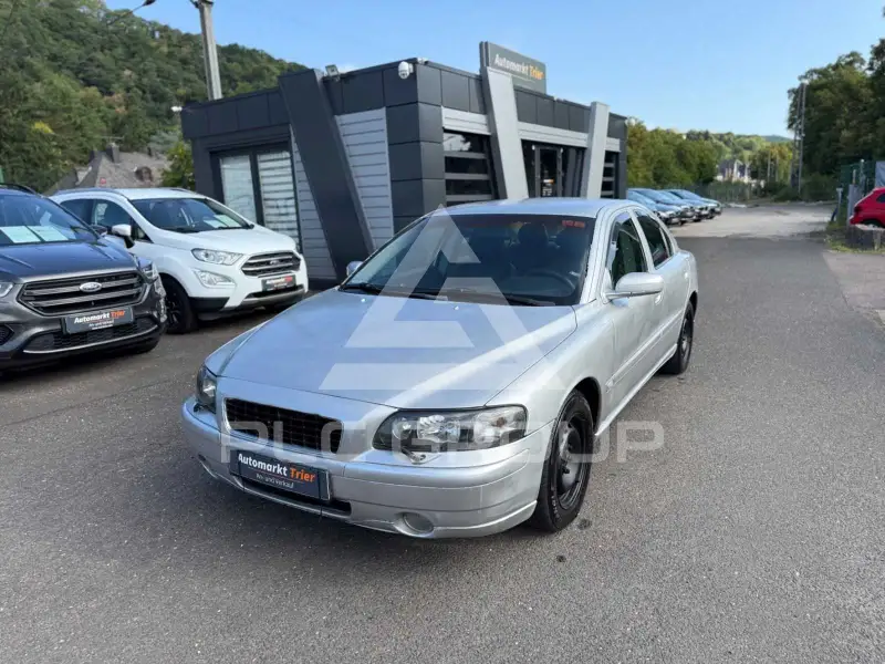 2004 Volvo S60