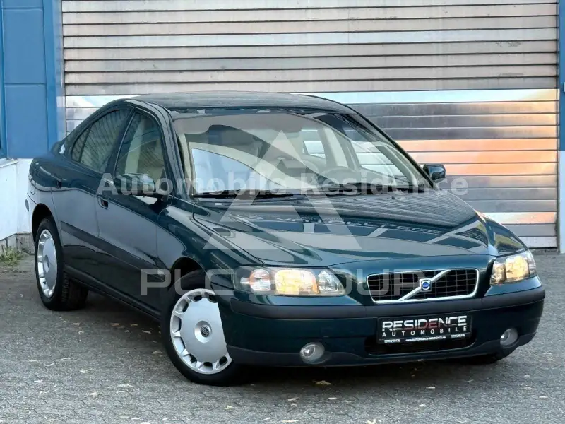 2004 Volvo S60