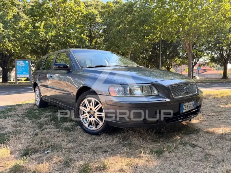 2004 Volvo V70