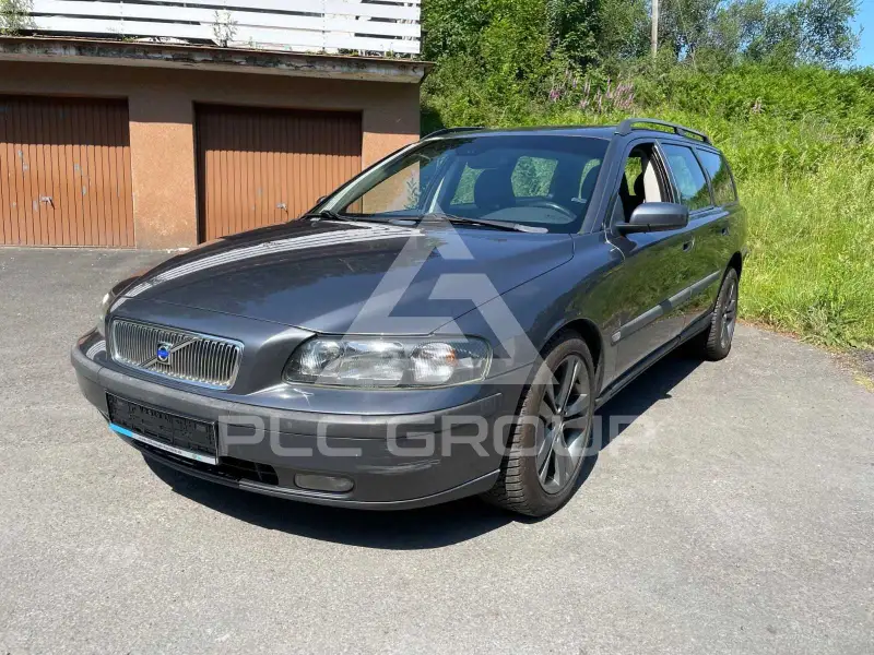 2004 Volvo V70