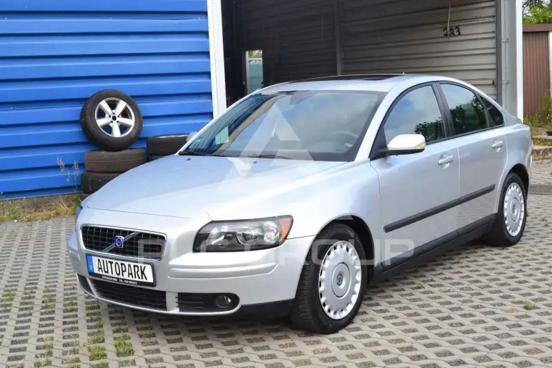 2004 Volvo S40
