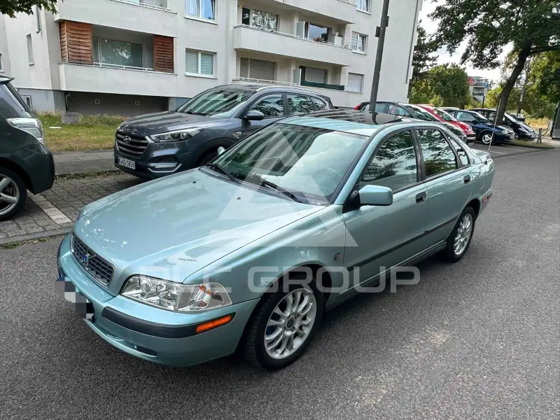 2004 Volvo S40