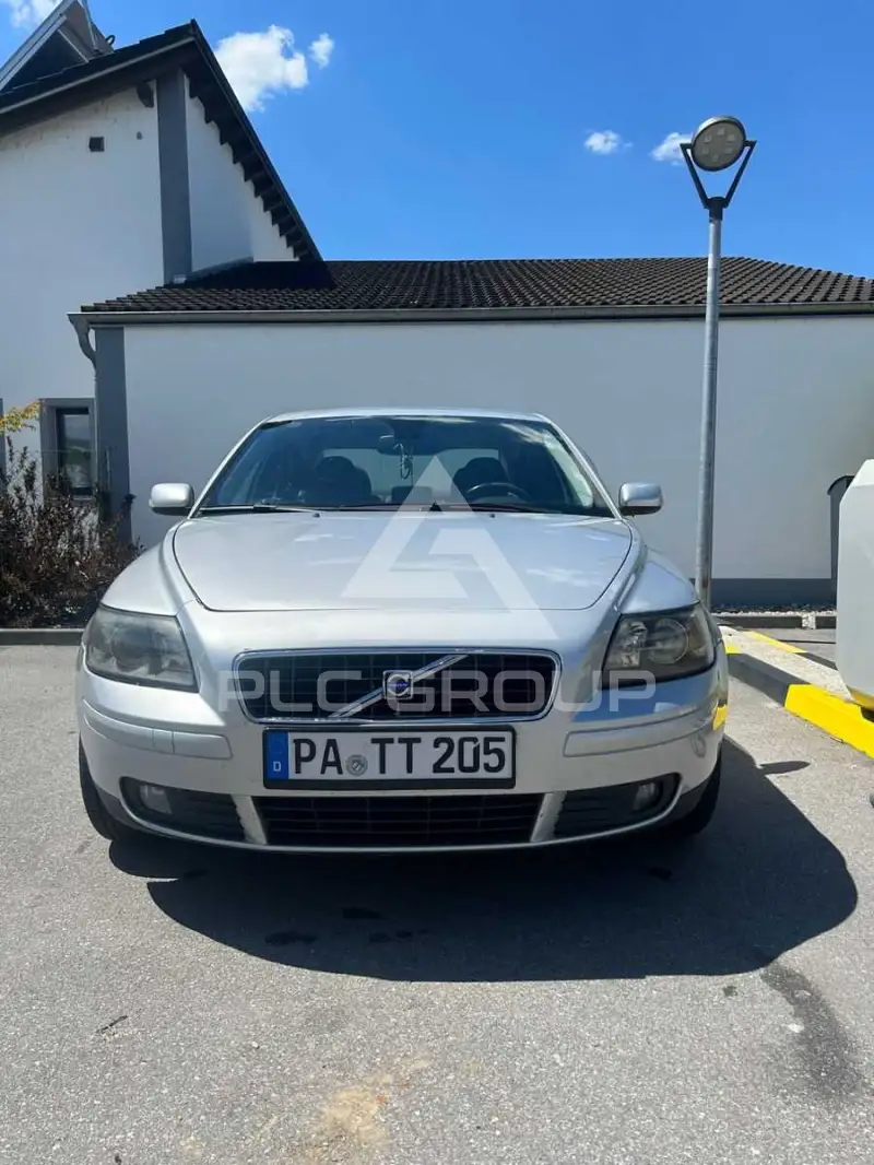 2004 Volvo S40