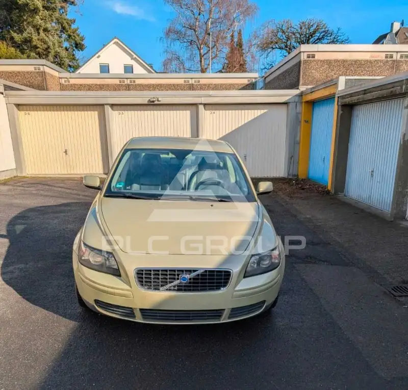 2004 Volvo S40