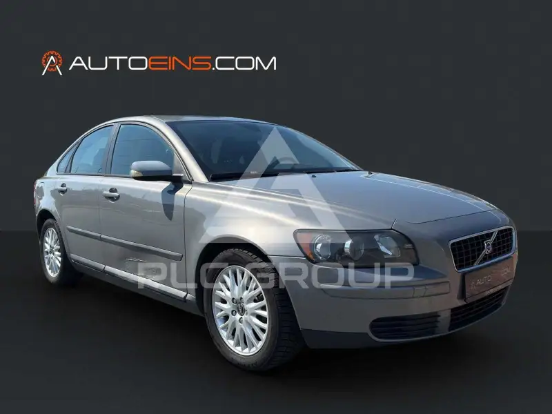 2004 Volvo S40